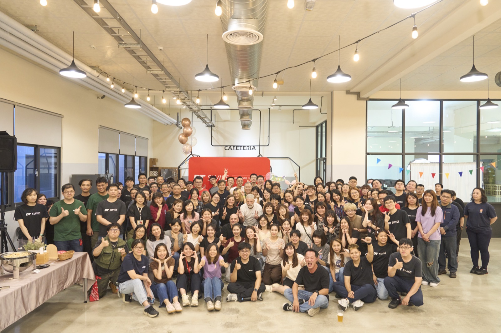 德傑股份有限公司年中餐會